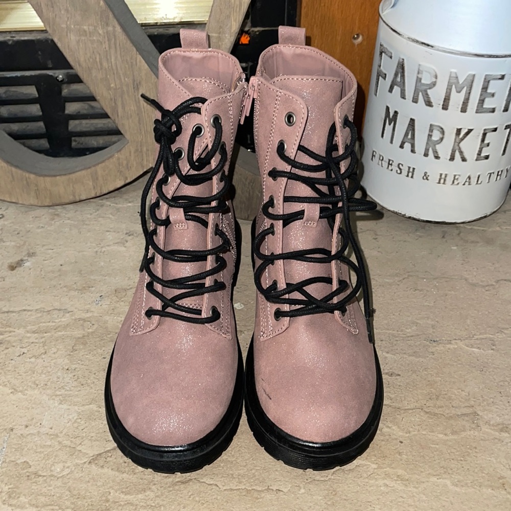 Girls Steve Madden boots